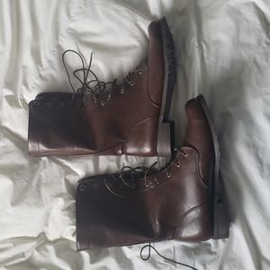 NWOT Size 10 military jump style boots